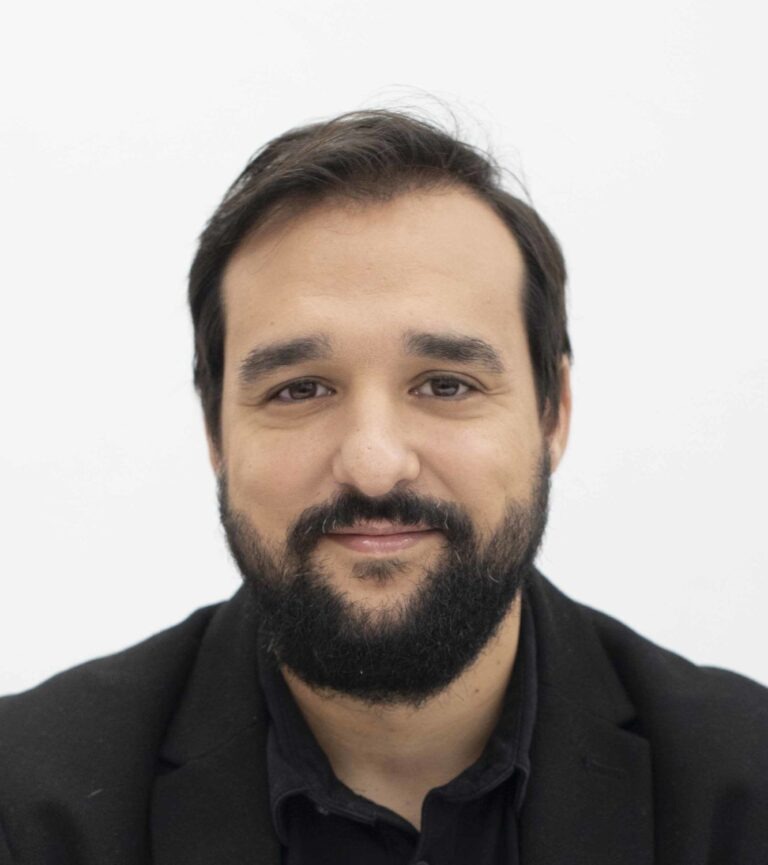 Raúl Oliván